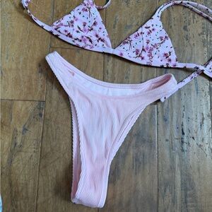 Kulani kinis Floral Pink Bikini Set